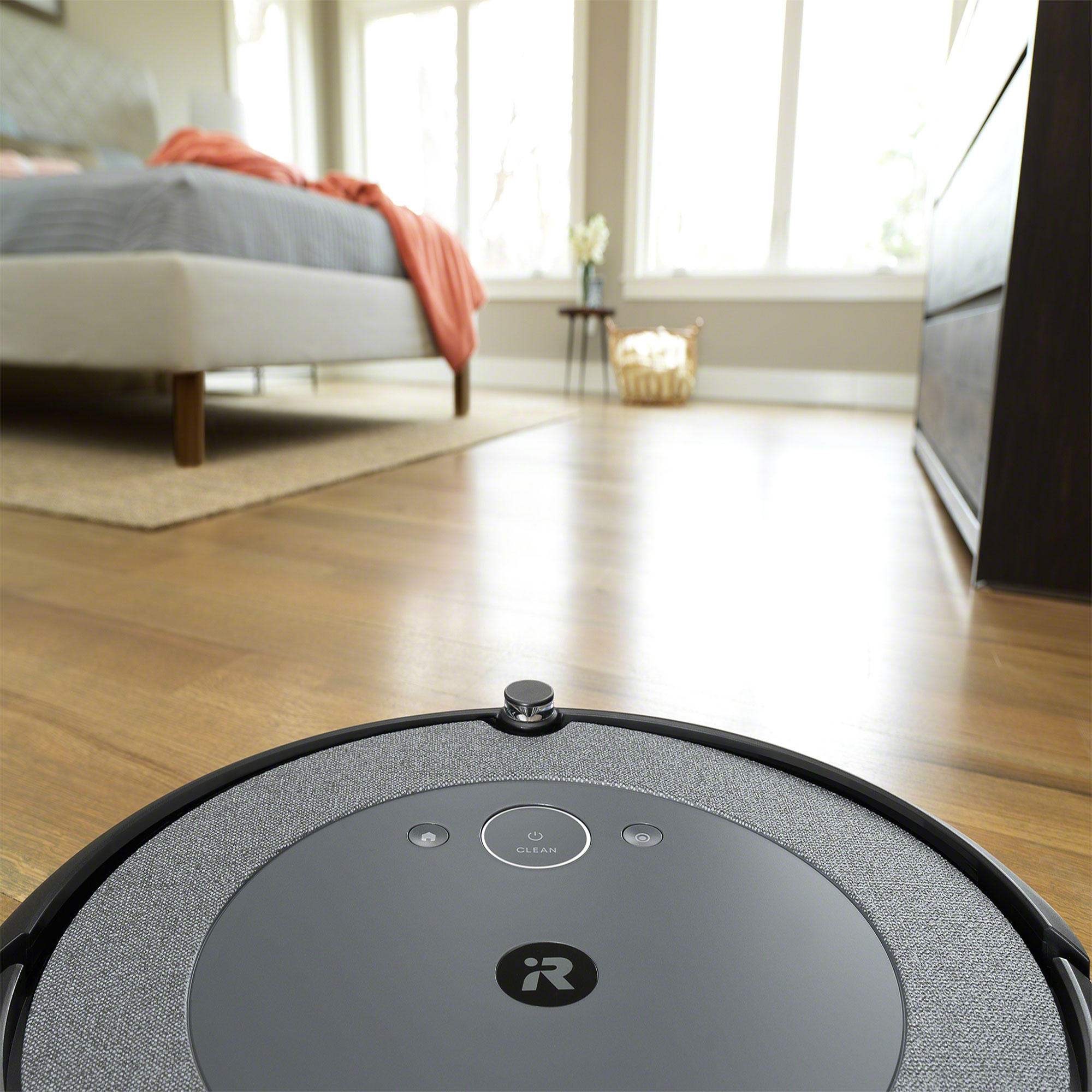 The iRobot Roomba i3+ brings a thoughtful new design that fits well into consumers’ homes, with a durable, woven texture that minimizes fingerprints and collects less dust.