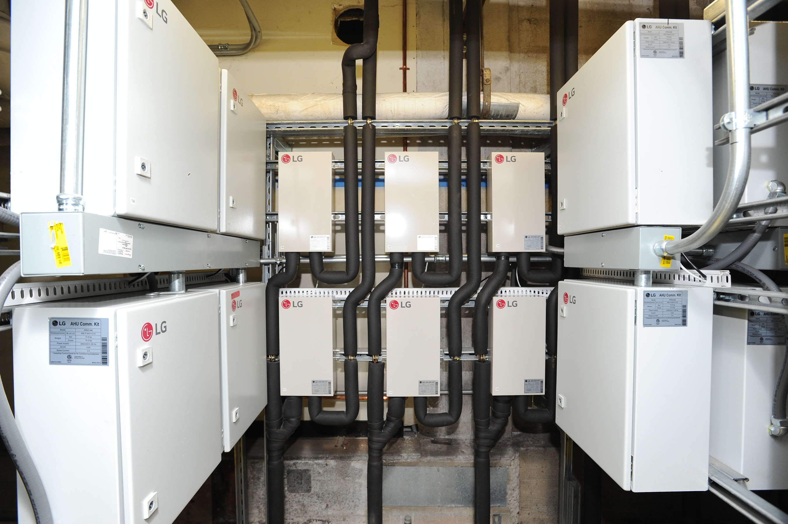 The LG AHU Conversion Kits, consisting of EEV and Communication kits worked to effectively dehumidify and condition the air to increase comfort exponentially within the main theater space.