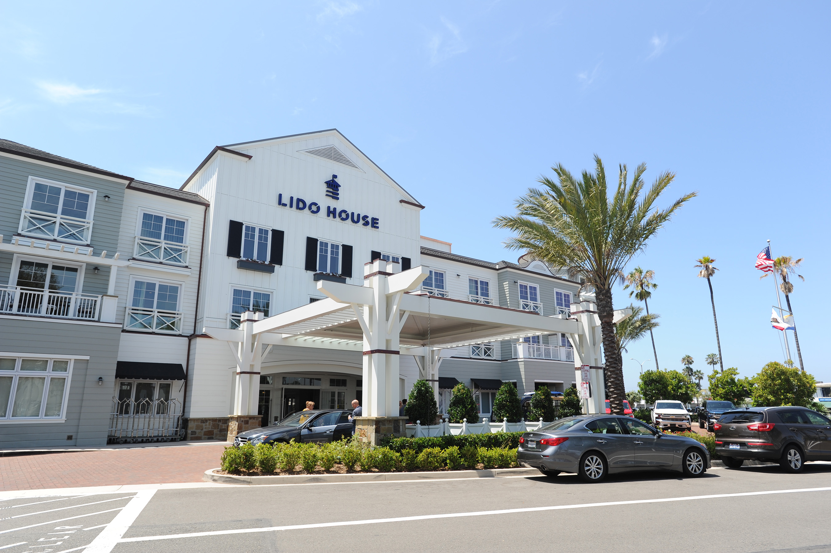 Designed with an effortless sense of style and definitive beach-house vibe, Lido House by Marriott has quickly become one of Newport Beach’s favorite upscale destinations.