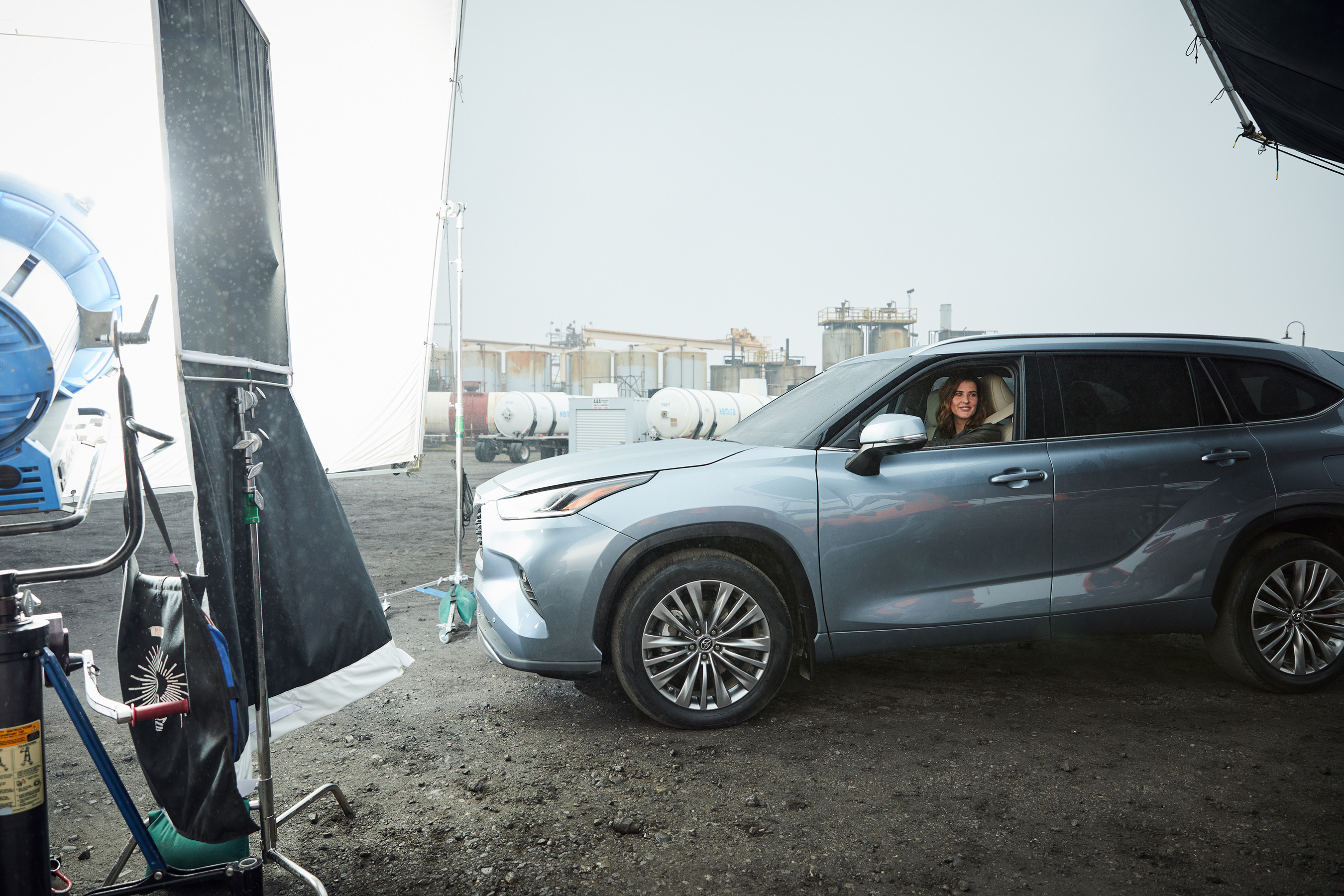 A behind-the-scenes look at Cobie Smulders shooting “Heroes” for Toyota’s 2020 Highlander Big Game ad.