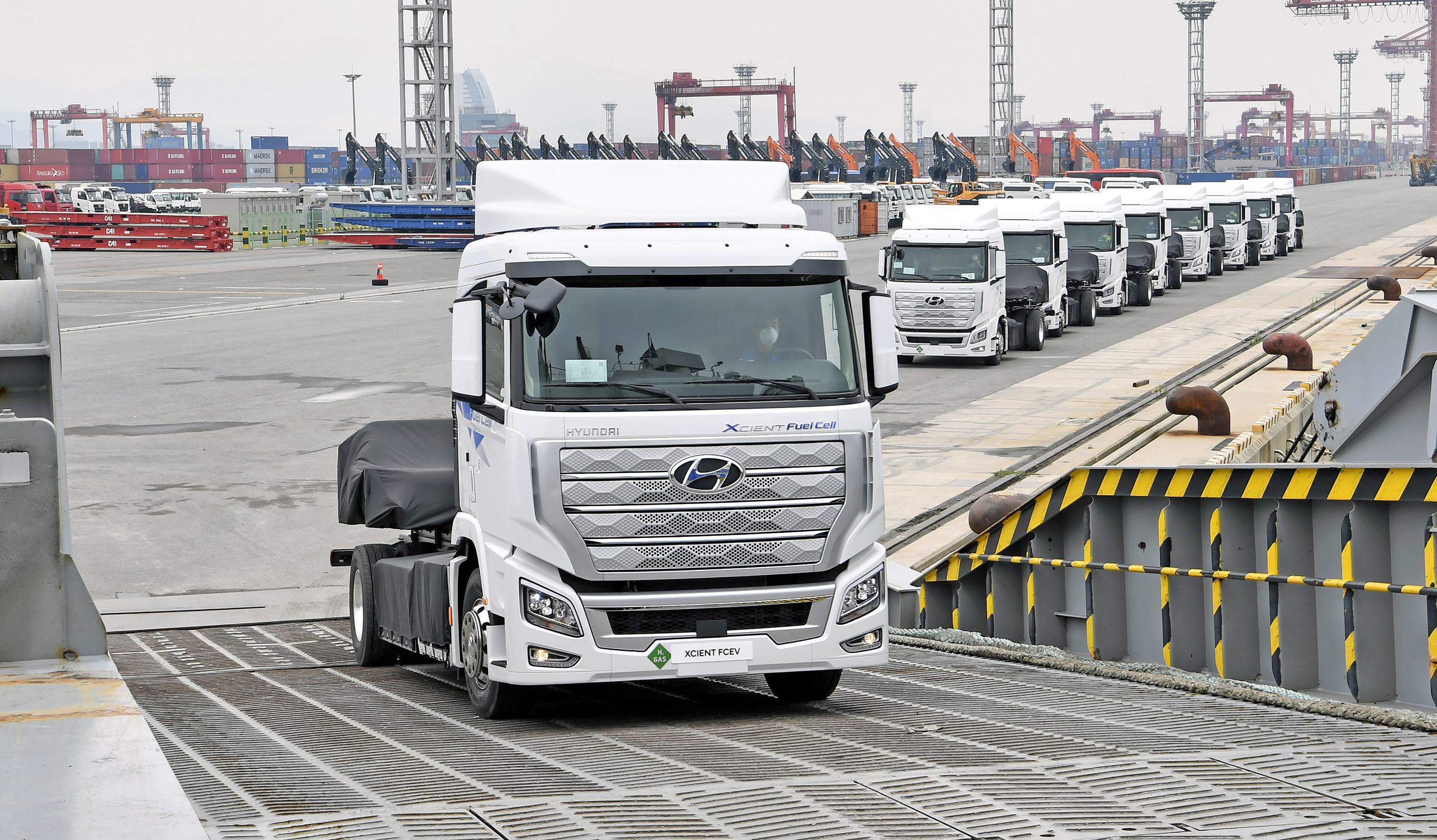 World's First Fuel Cell Heavy-Duty Truck, Hyundai XCIENT Fuel Cell, Heads to Europe for Commercial Use