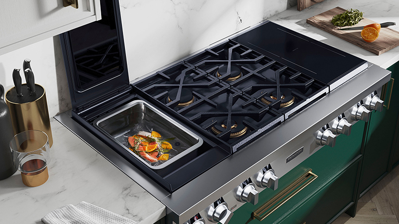Signature Kitchen Suite’s pro rangetops' Ultra-High™ Burners provide powerful for better searing and quick stir frying – 23K BTUs for the 48-inch model and 18K BTU output for the 36-inch rangetop.