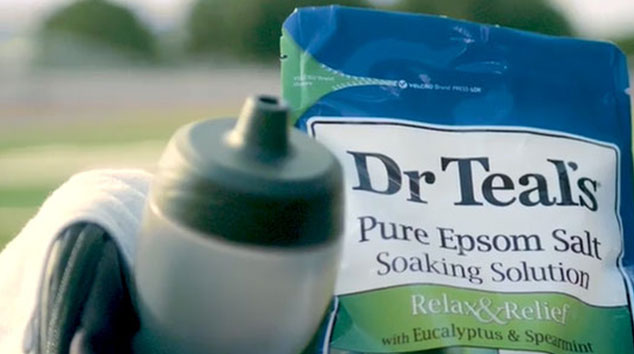 Dr Teals teams up with All Pro football superstars: Aaron Donald, Derrick Henry and George Kittle to share the benefits of making time for muscle recovery with Dr Teal’s Epsom Salt Soaks.