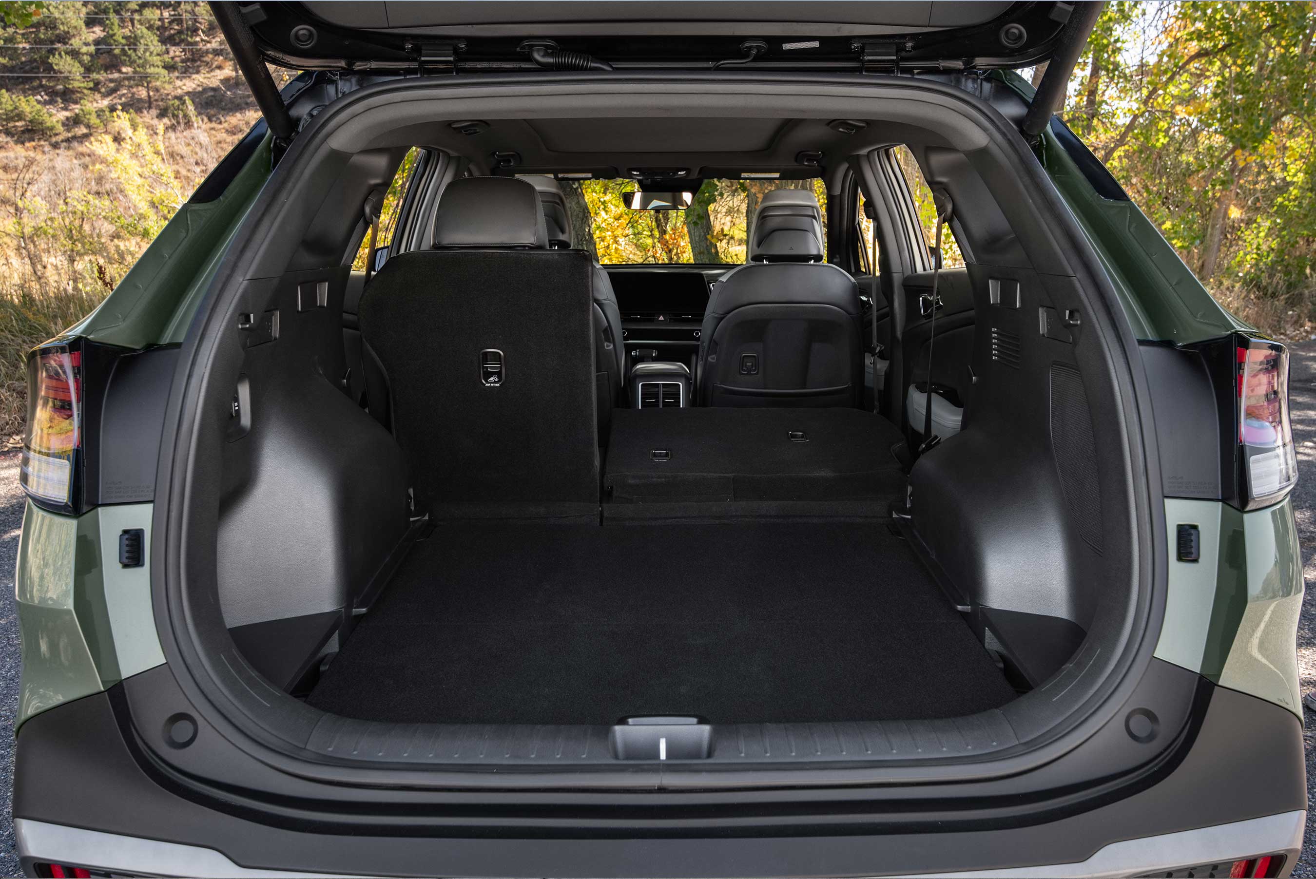 The all-new 2023 Sportage SUV is larger in several dimensions compared to the previous generation, with best-in-class rear seat legroom and rear cargo capacity that’s the largest in the segment.