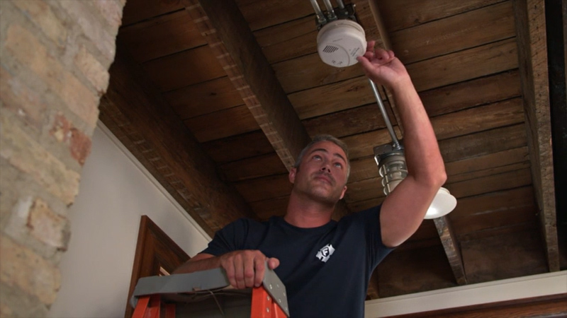 Play Video: Install working smoke alarms throughout your home to protect what matters most.