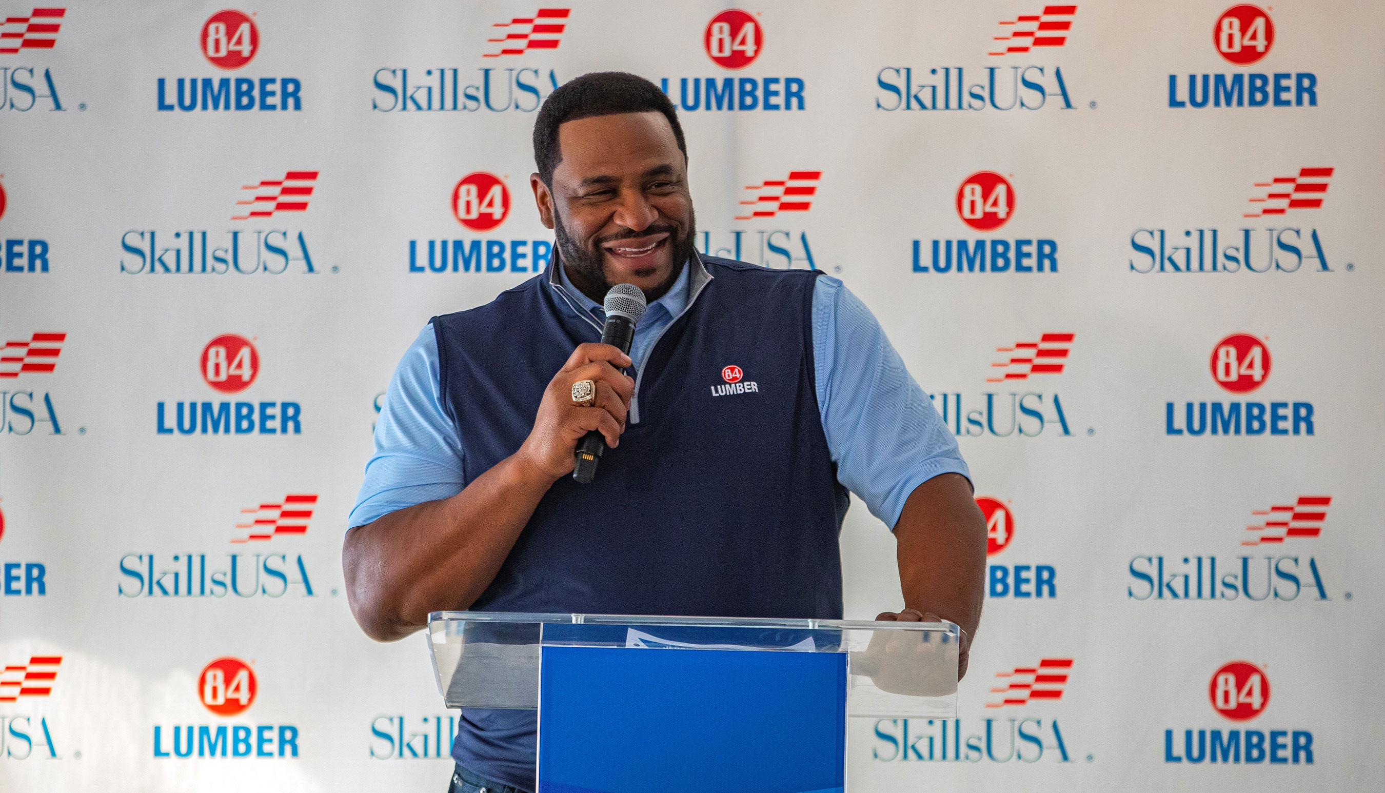 NFL Great Jerome Bettis Helps Recognizes High School Seniors Committing to Skilled Trades during SkillsUSA National Signing Day