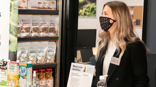 Loblaws registered dietitian showcases services