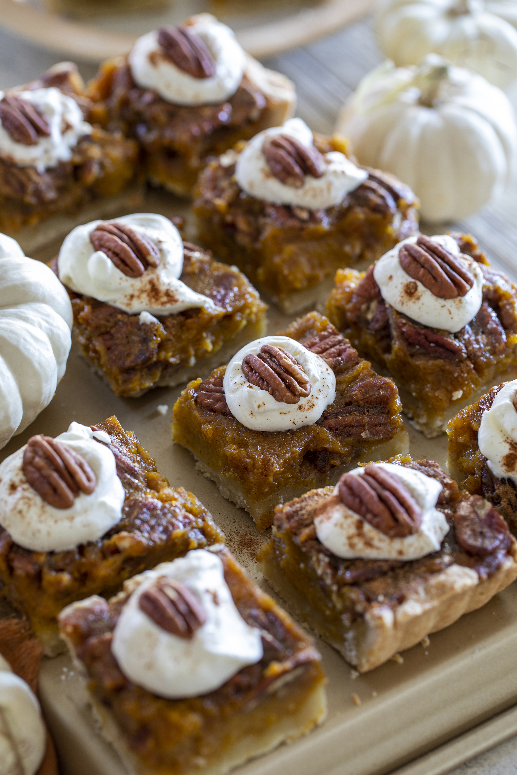 A treat for every family member with pumpkin pie, pecan and vanilla flavors.