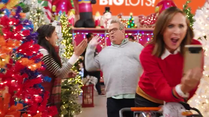 Big Lots' new holiday ad campaign features celebrity 'BIGionaires' Molly Shannon, Eric Stonestreet