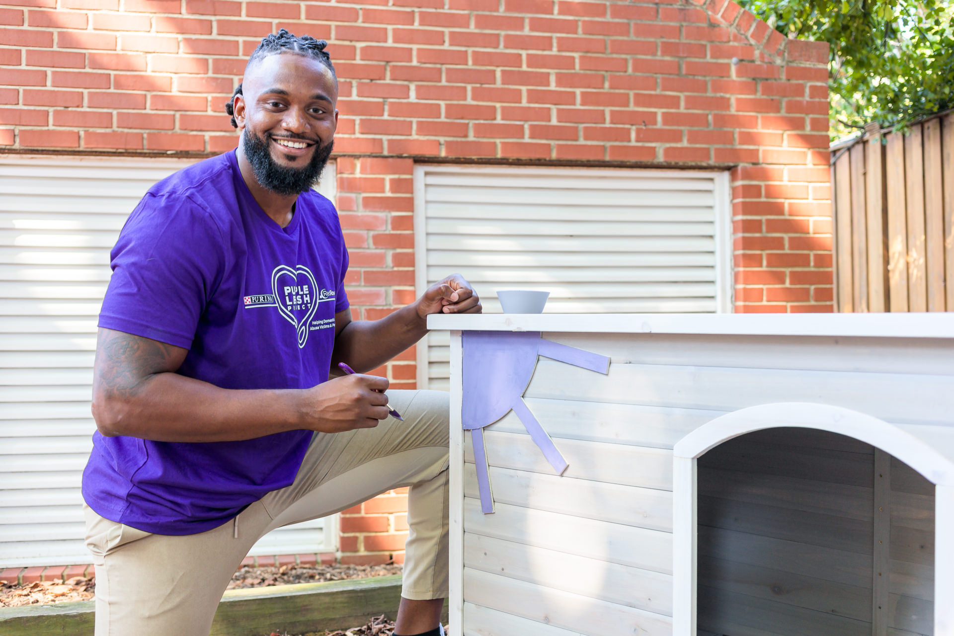 Defensive end for the Washington Commanders and pet enthusiast James Smith-Williams recently helped Purina and RedRover complete updates at a local shelter in Arlington, VA.