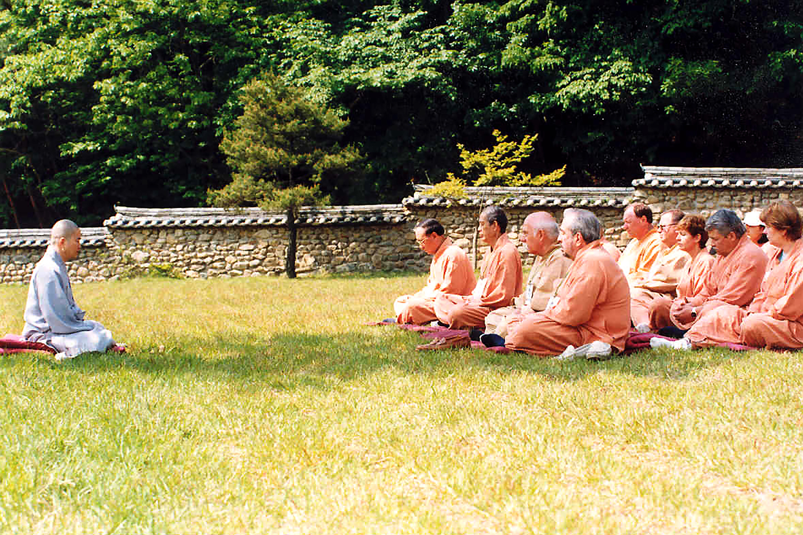 Experiencing a program “Chamseon” (Seon meditation) at the first temple stay in Jikjisa at 2002