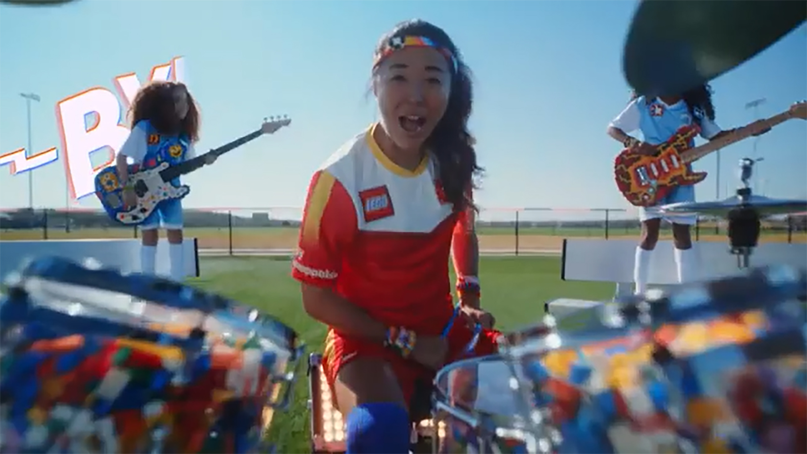 THE LEGO GROUP ENCOURAGES GIRLS TO PLAY UNSTOPPABLE