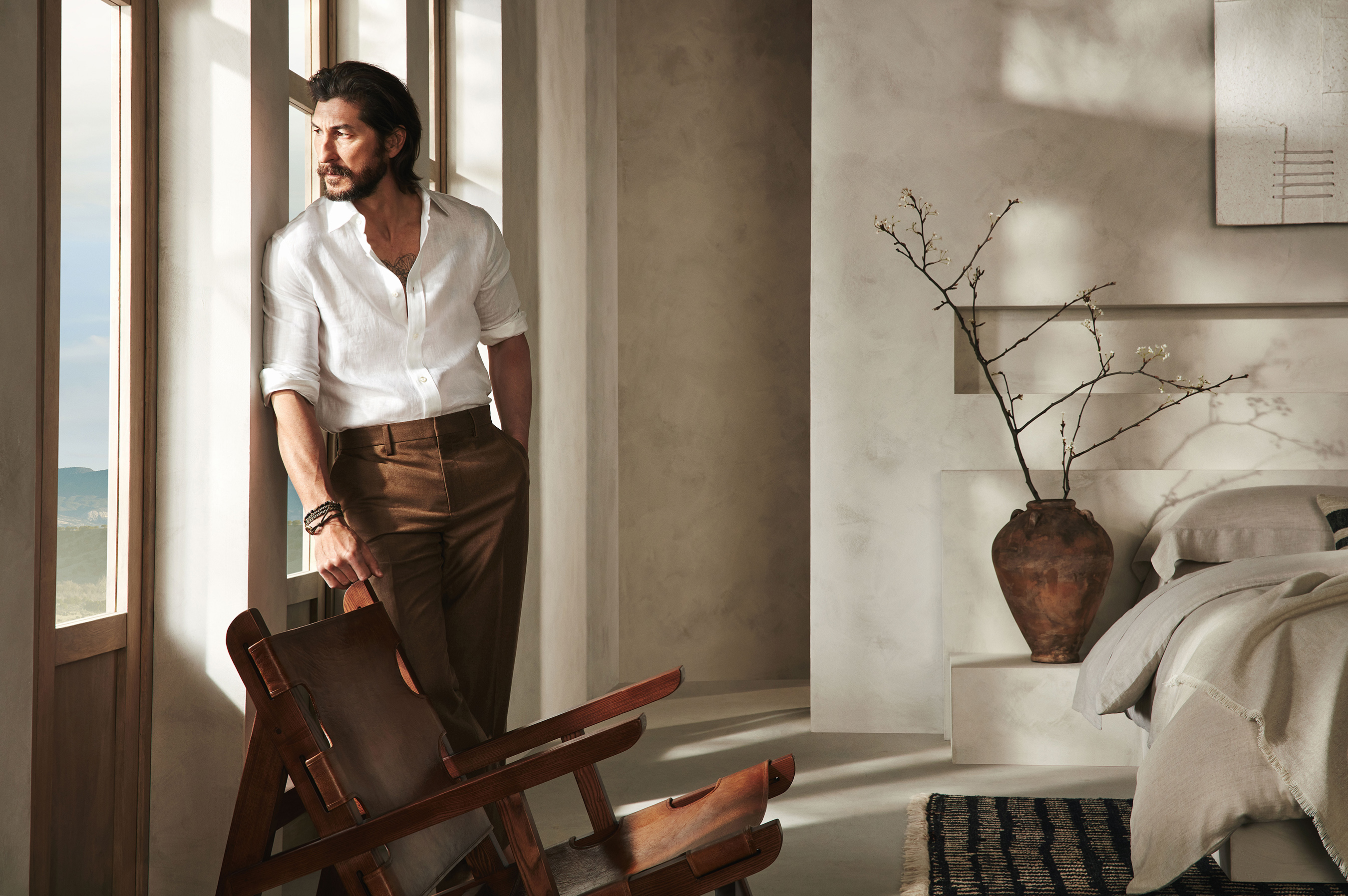 Exclusively created and curated by Banana Republic, the spring collection from BR Home features extraordinary home textiles exquisitely crafted by global artisans.