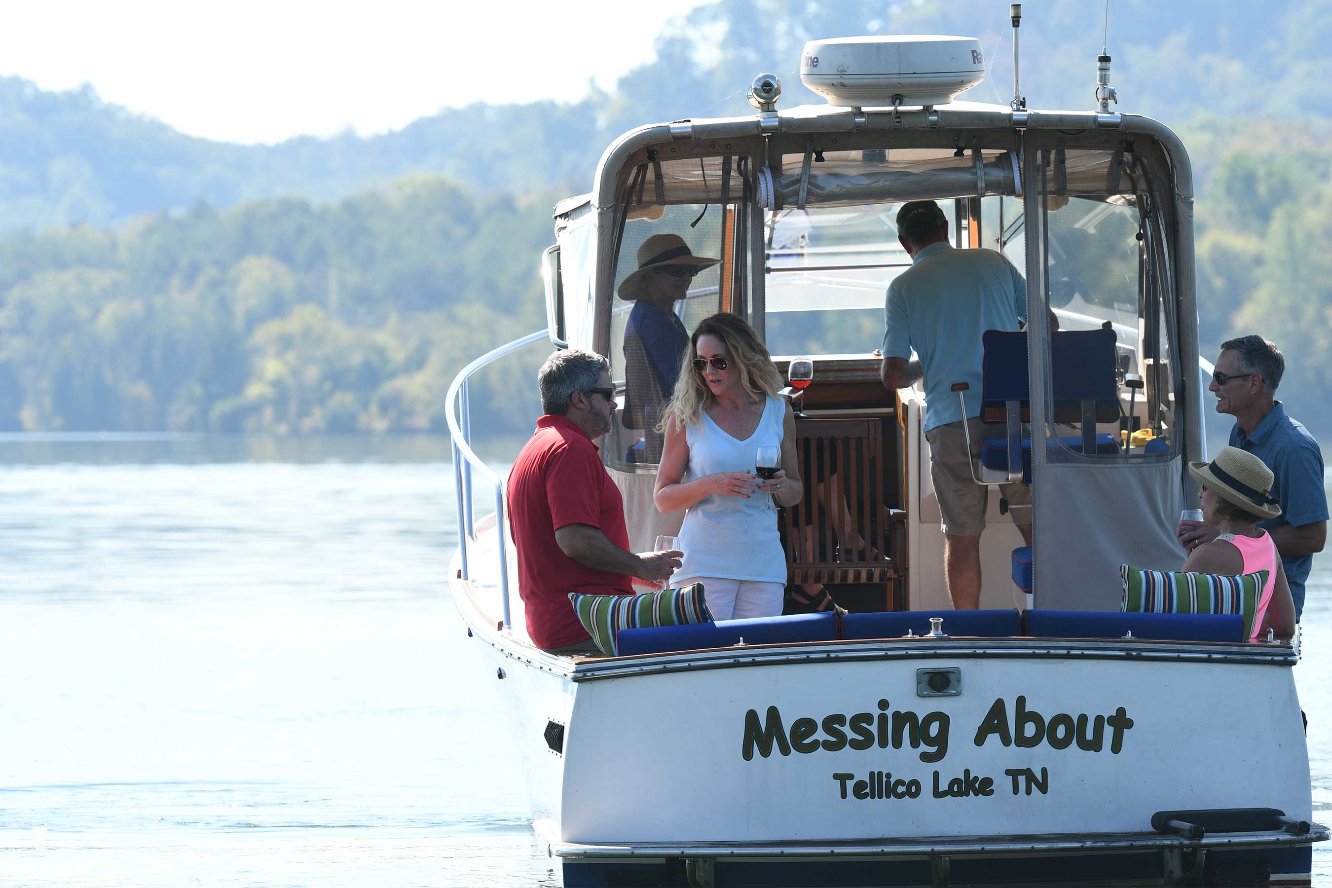 Tellico Village sits on nearly 5,000 acres along the shore of Tellico Lake one of the most pristine lakes in the region.