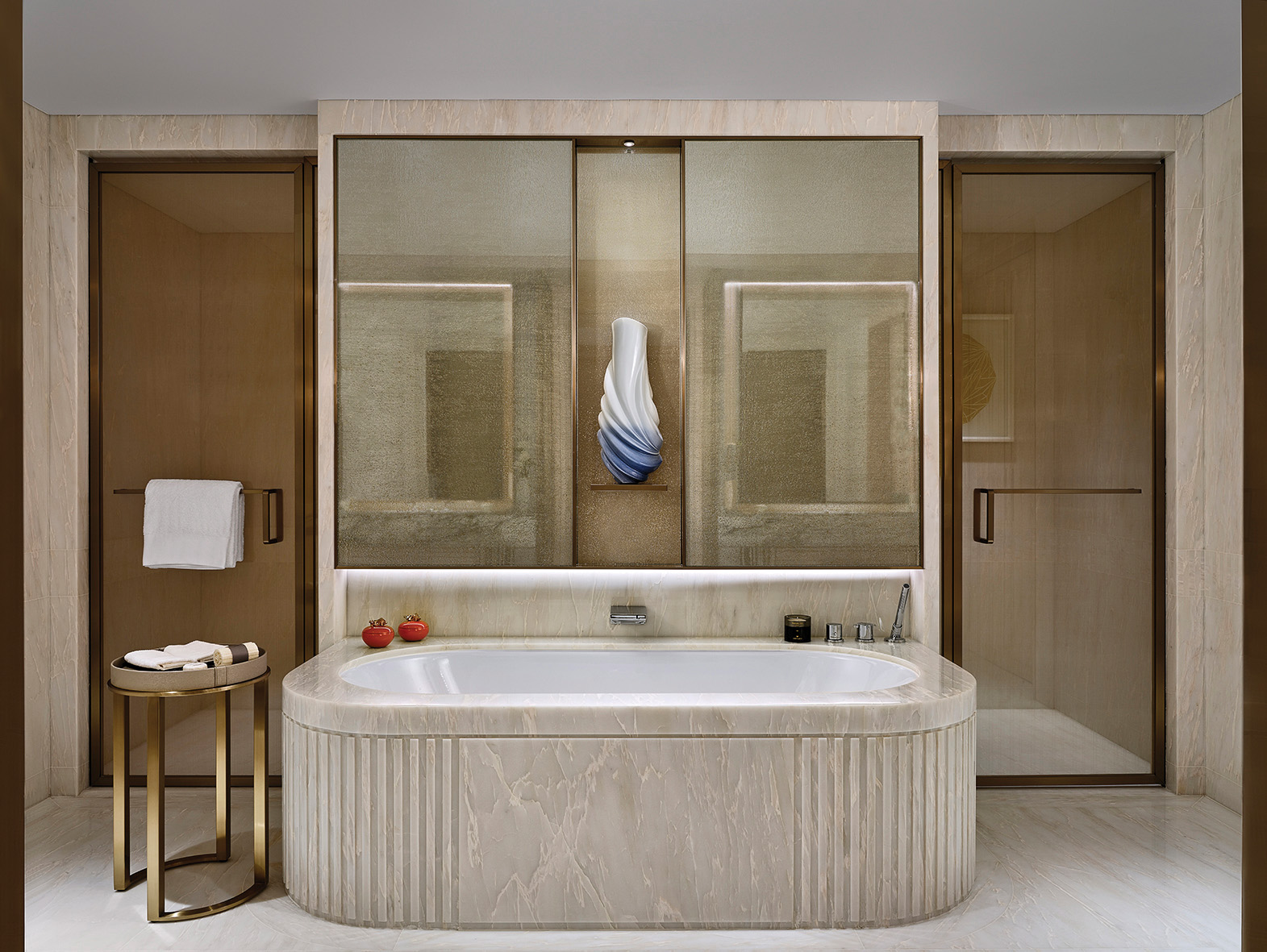 Taupe as a base colour for various design elements in the bathroom (Credit to Marina Bay Sands)