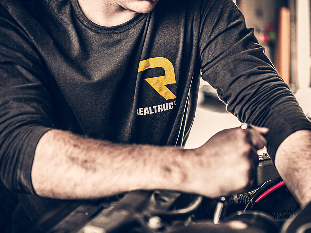RealTruck, in collaboration with 1620 Workwear has introduced a line of American-made apparel for off-road enthusiasts and tradesmen.