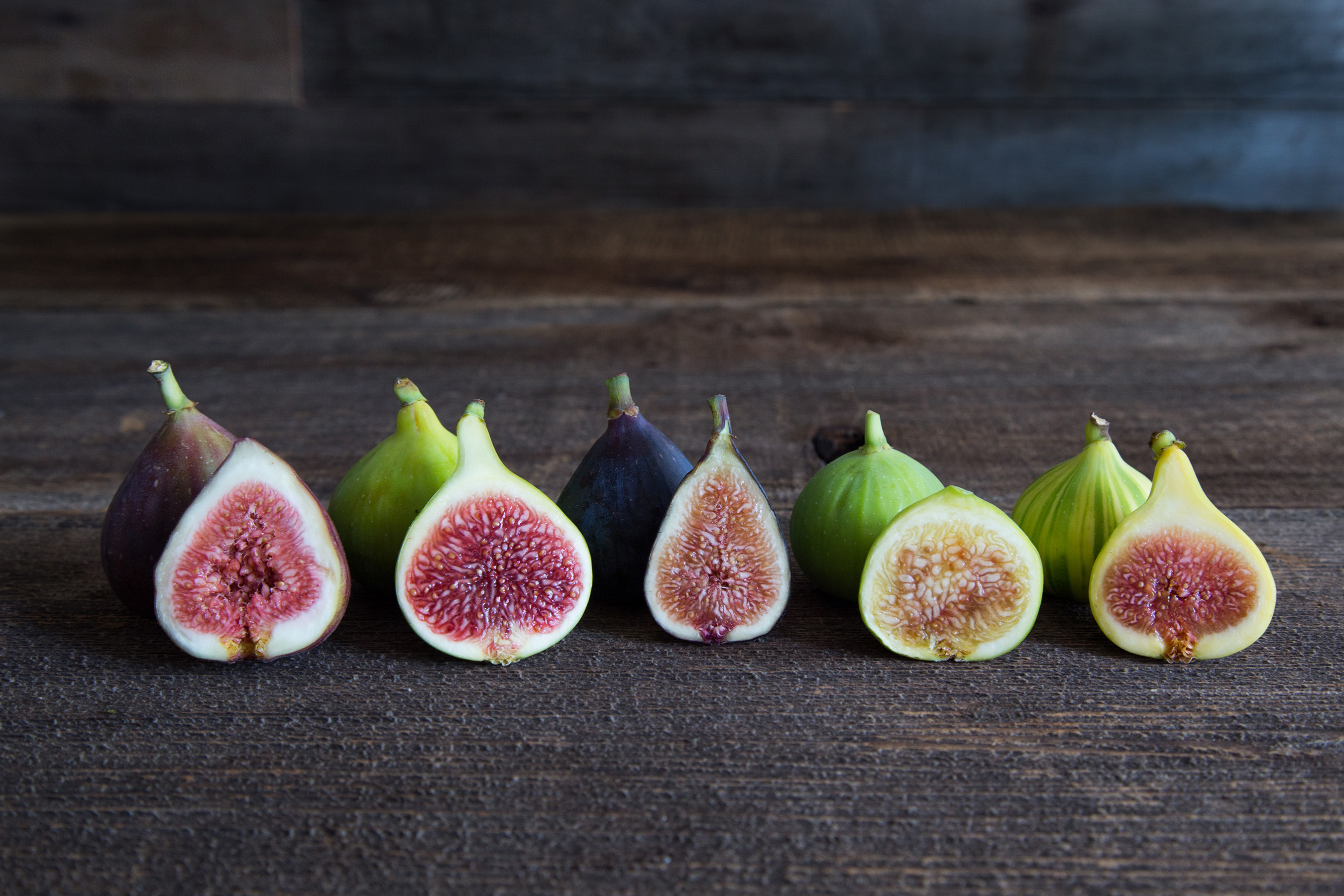 There are five primary types of California Fresh Figs (from left to right): Brown Turkey, Kadota, Mission, Sierra and Tiger. There are five primary types of California Fresh Figs (from left to right): Brown Turkey, Kadota, Mission, Sierra and Tiger.