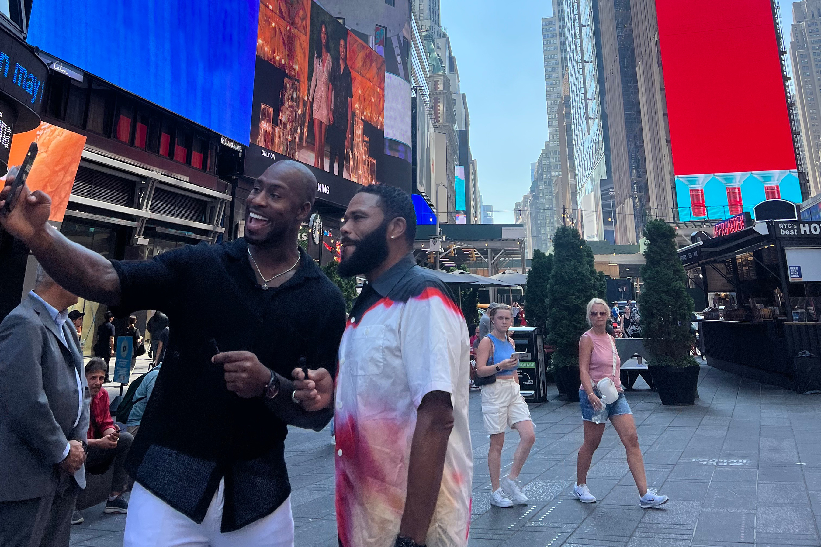 VERNON & ANTHONY IN TIMES SQUARE