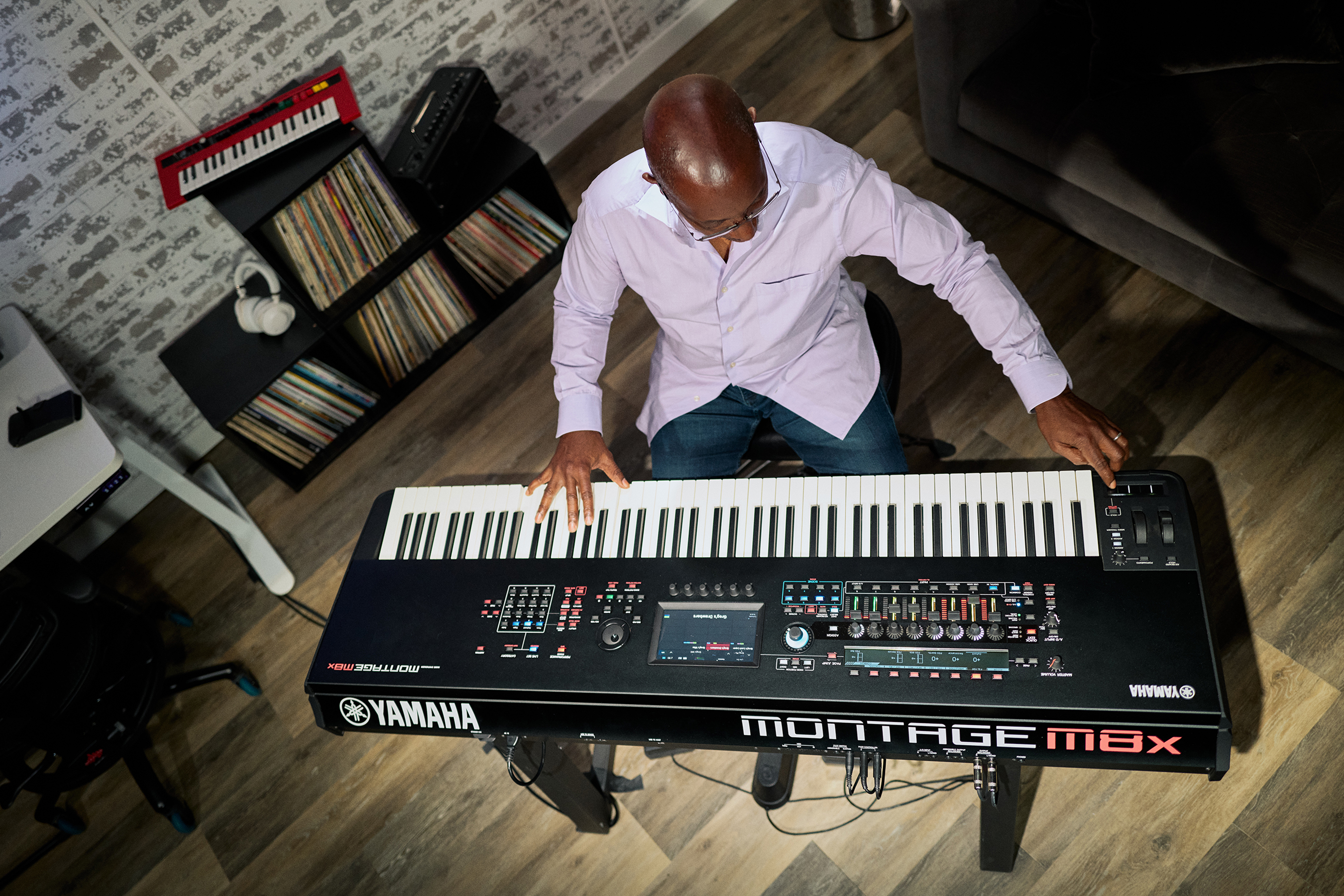 To learn more about the MONTAGE M synthesizers, please visit Yamaha.io/MONTAGEM.