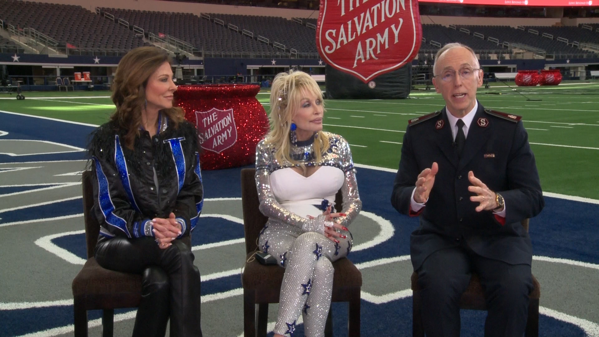 Dolly Parton to Kick Off 133rd Annual Salvation Army Red Kettle Campaign with LIVE Halftime Performance During Dallas Cowboys Thanksgiving Day Game