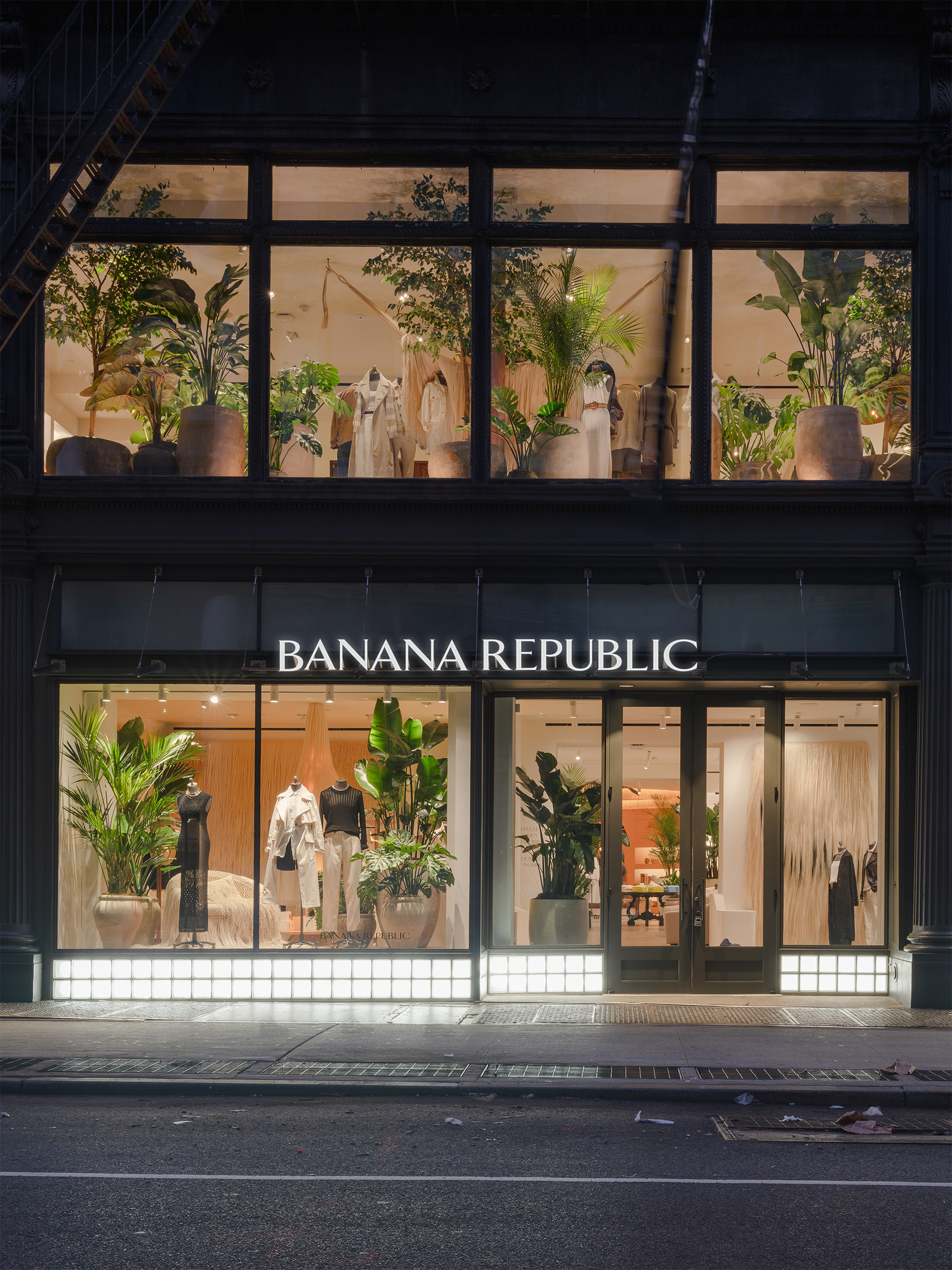 Banana Republic Unveils its Flagship Store in SoHo, New York City