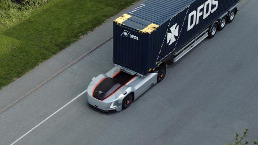 La nueva colaboración de Volvo Trucks con DFDS tiene el objetivo de utilizar vehículos autónomos Vera que transporten mercancías, en parte en vías públicas predefinidas en un área industrial.