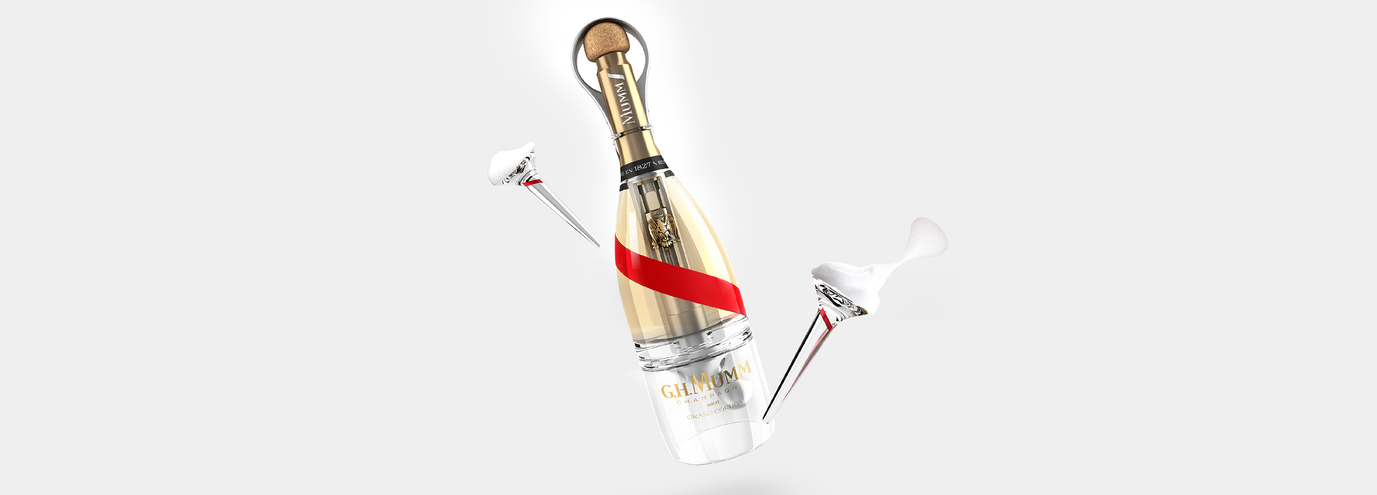 Bottle of Mumm with two glasses