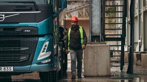 Förare som hanterar sin lastbil säkert och effektivt är en ovärderlig tillgång för alla transportföretag.