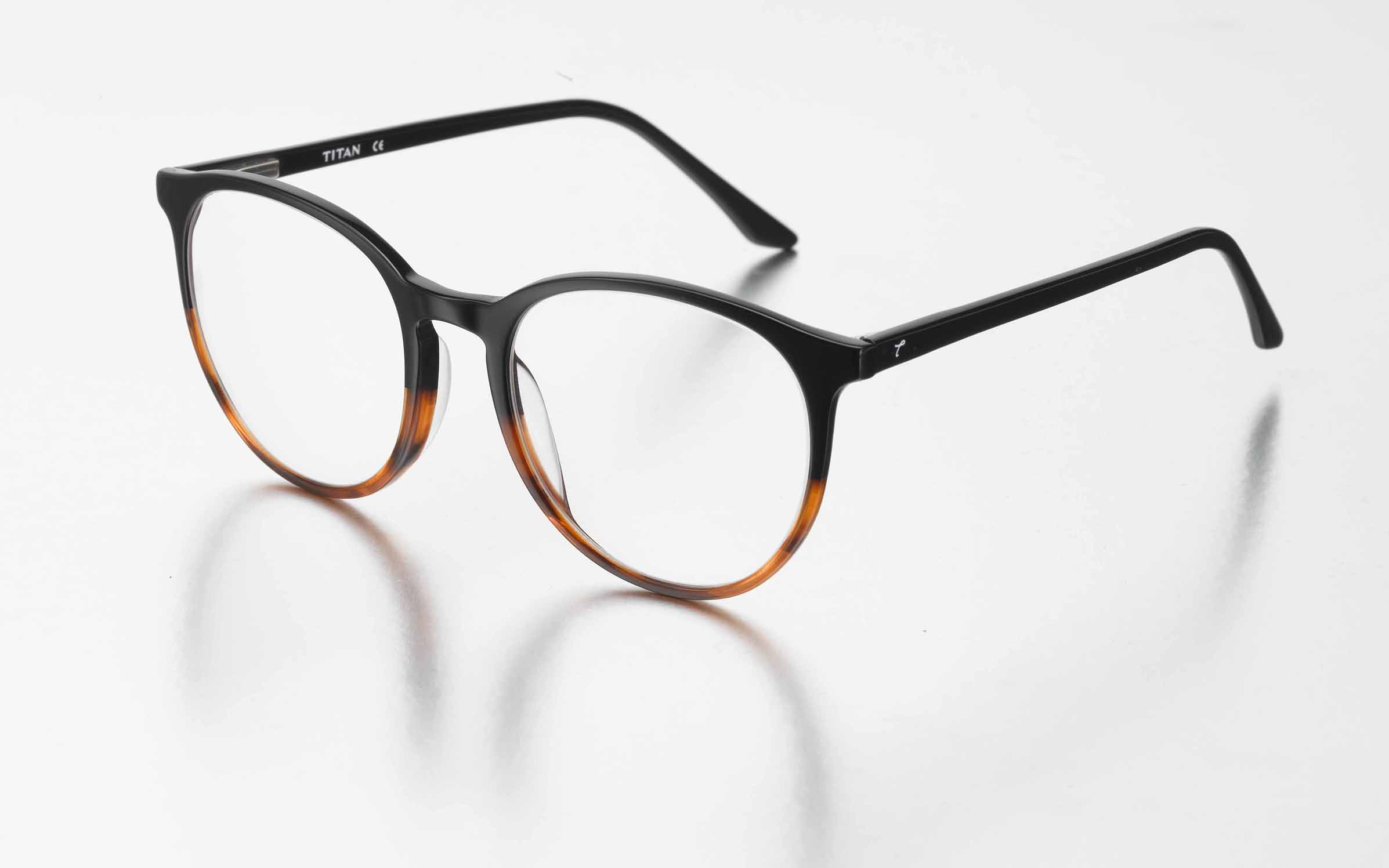 Очки плюс 3. Titan Eye + очки 817 t6. Titan Eye + очки. Стандартный глаз оптика. Berlin Titan Glasses.