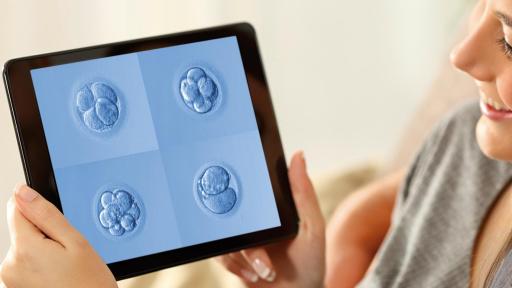 Image of Embryomobile - An app developed by Institut Marquès that allows parents a real time follow-up of their embryos while they are in the incubator from any location.