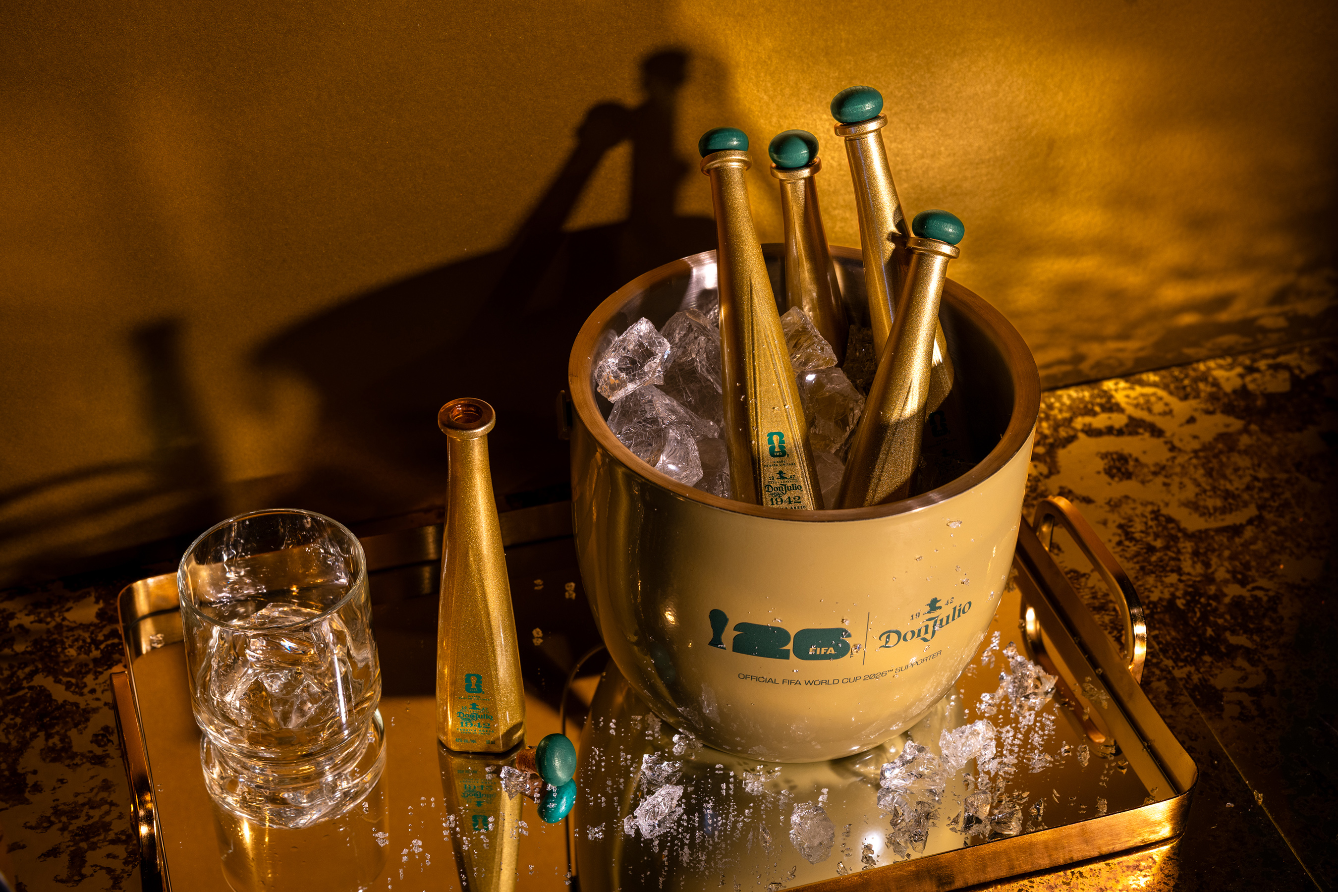 Within the bottle lies the same iconic, 100% Blue Weber agave Añejo tequila known and loved around the globe. Aged for at least two years in American white oak barrels, it delivers notes of warm oak, vanilla, and roasted agave, culminating in the exceptionally smooth finish.